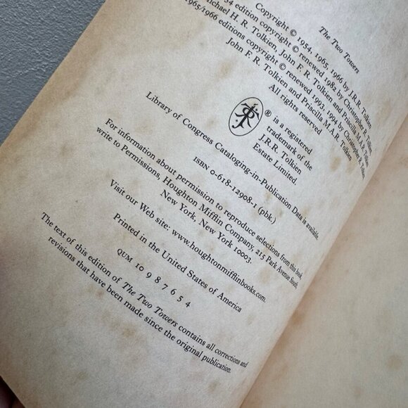 The Two Towers & The Return of the King โ J.R.R. Tolkien Movie Tie-In Editions - Picture 6 of 7